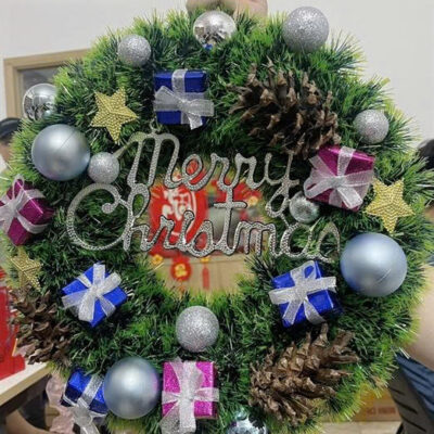 Vòng nguyệt quế Noel - Xanh hộp quà